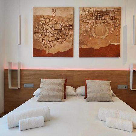 Galleria Roma Art Guesthouse Ористано Екстериор снимка