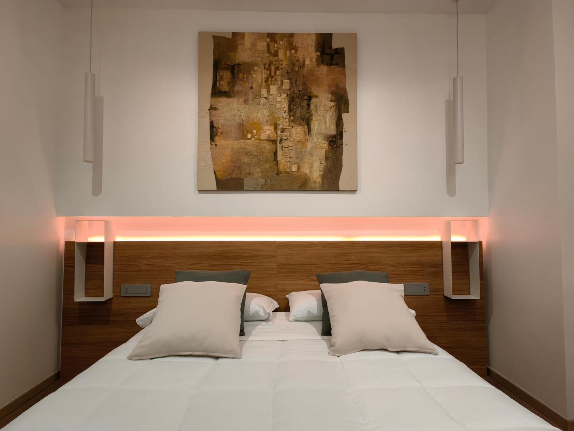 Galleria Roma Art Guesthouse Ористано Екстериор снимка