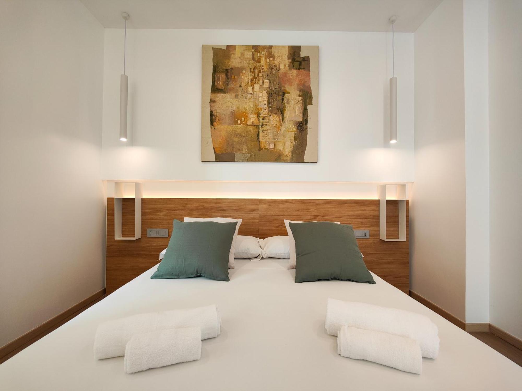 Galleria Roma Art Guesthouse Ористано Екстериор снимка
